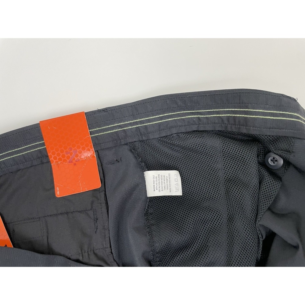New IZOD XFG Golf Shorts Mens Classic Fit Black Flat Frnt Style5063 Size 40 NWT - Picture 14 of 16